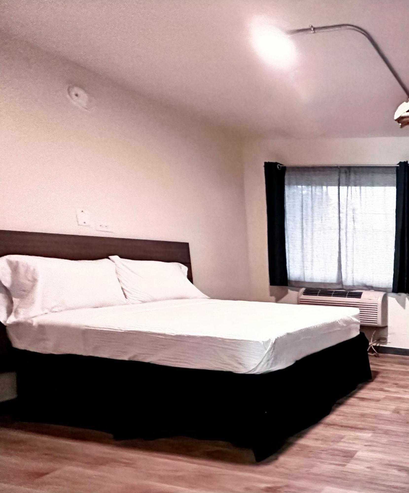 Studio City Suites, A Travelodge By Wyndham Texarkana Exterior foto